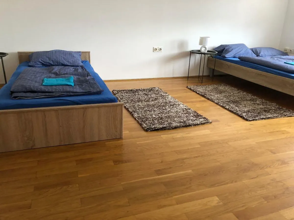 Roseman - Small Open Flat In The City Centre Apartment Ljubljana 0*,