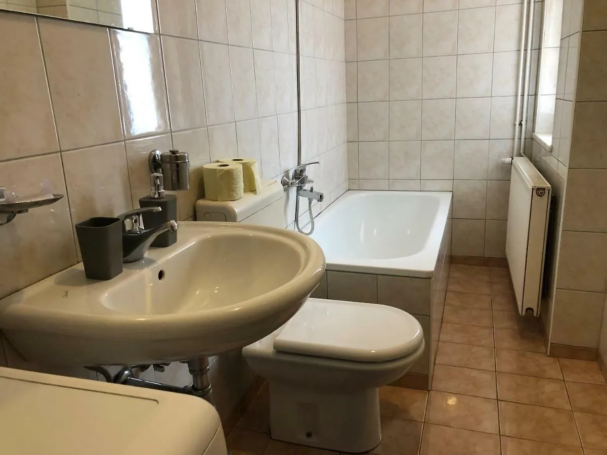 류블랴나 Roseman - Small Open Flat In The City Centre 아파트